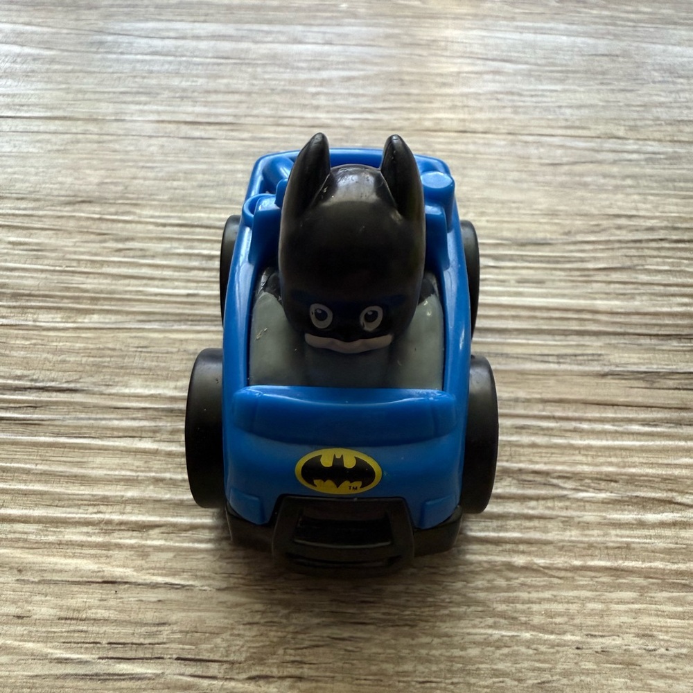 2/$20 Little People Batmobile & Jokermobile Wheelies - Picture 4 of 5